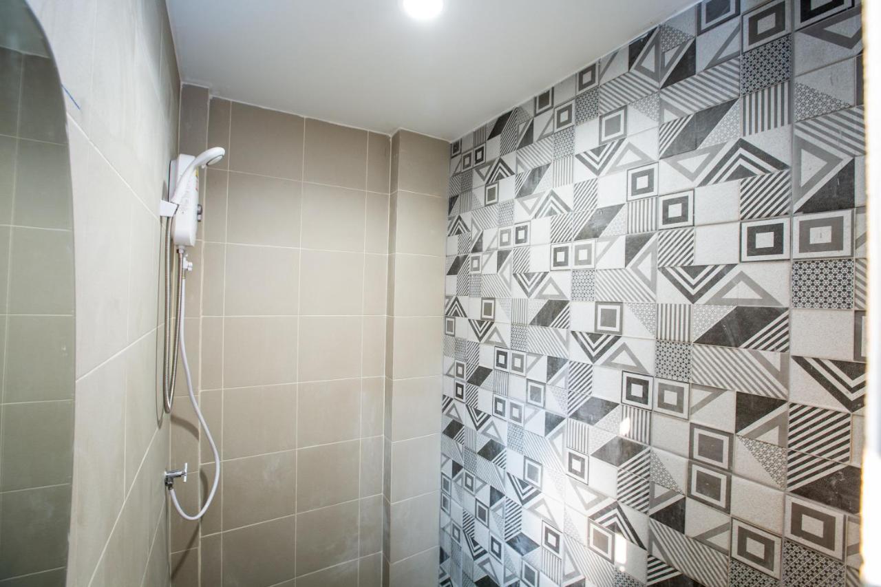 Kaelyn Cozy Living Hotel Bangkok Ngoại thất bức ảnh