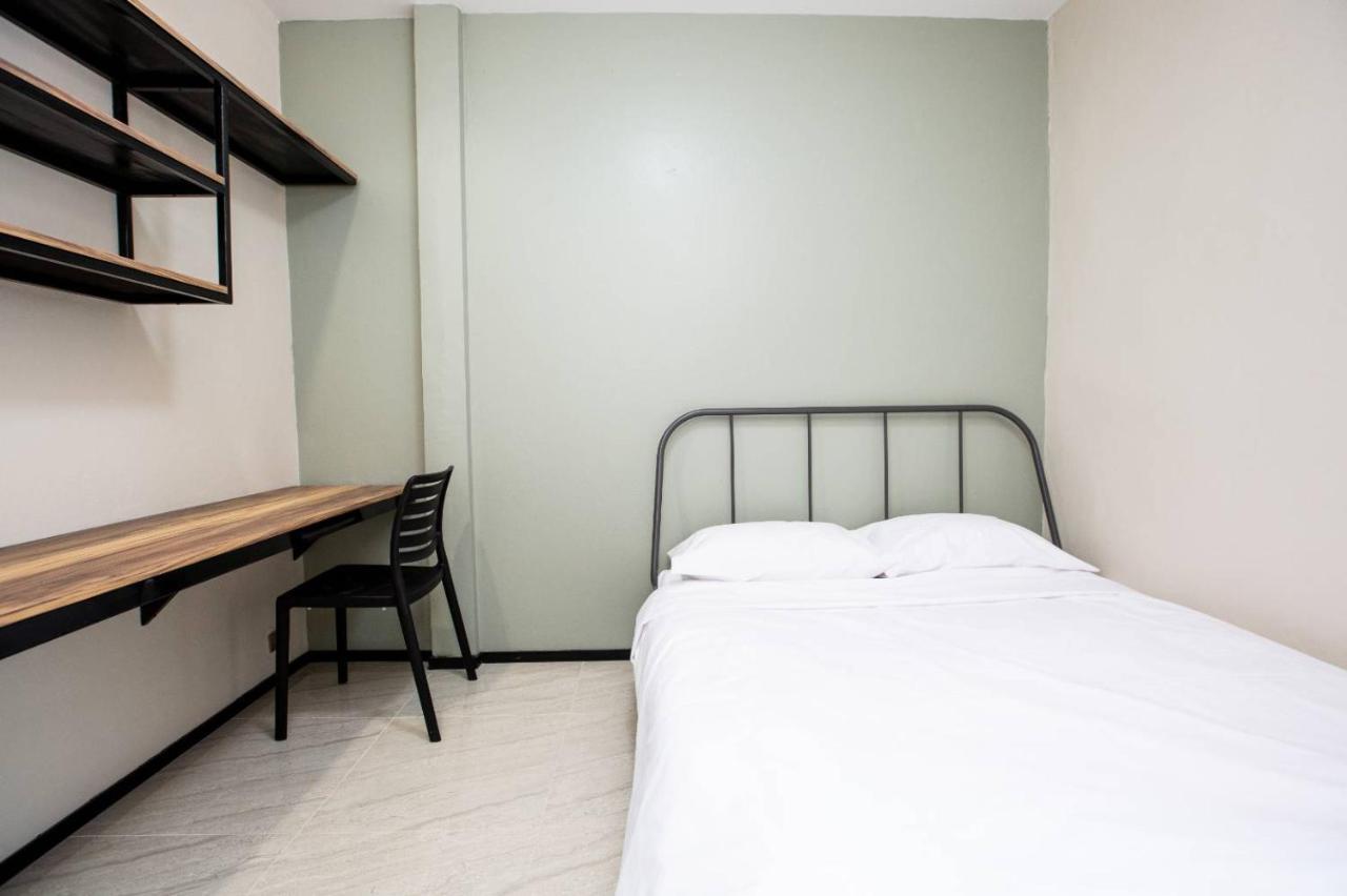 Kaelyn Cozy Living Hotel Bangkok Ngoại thất bức ảnh